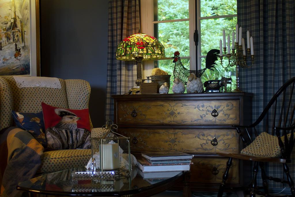 Le Petit Clocher Gite Touristique B & B Saint-Sauveur-des-Monts Exteriör bild